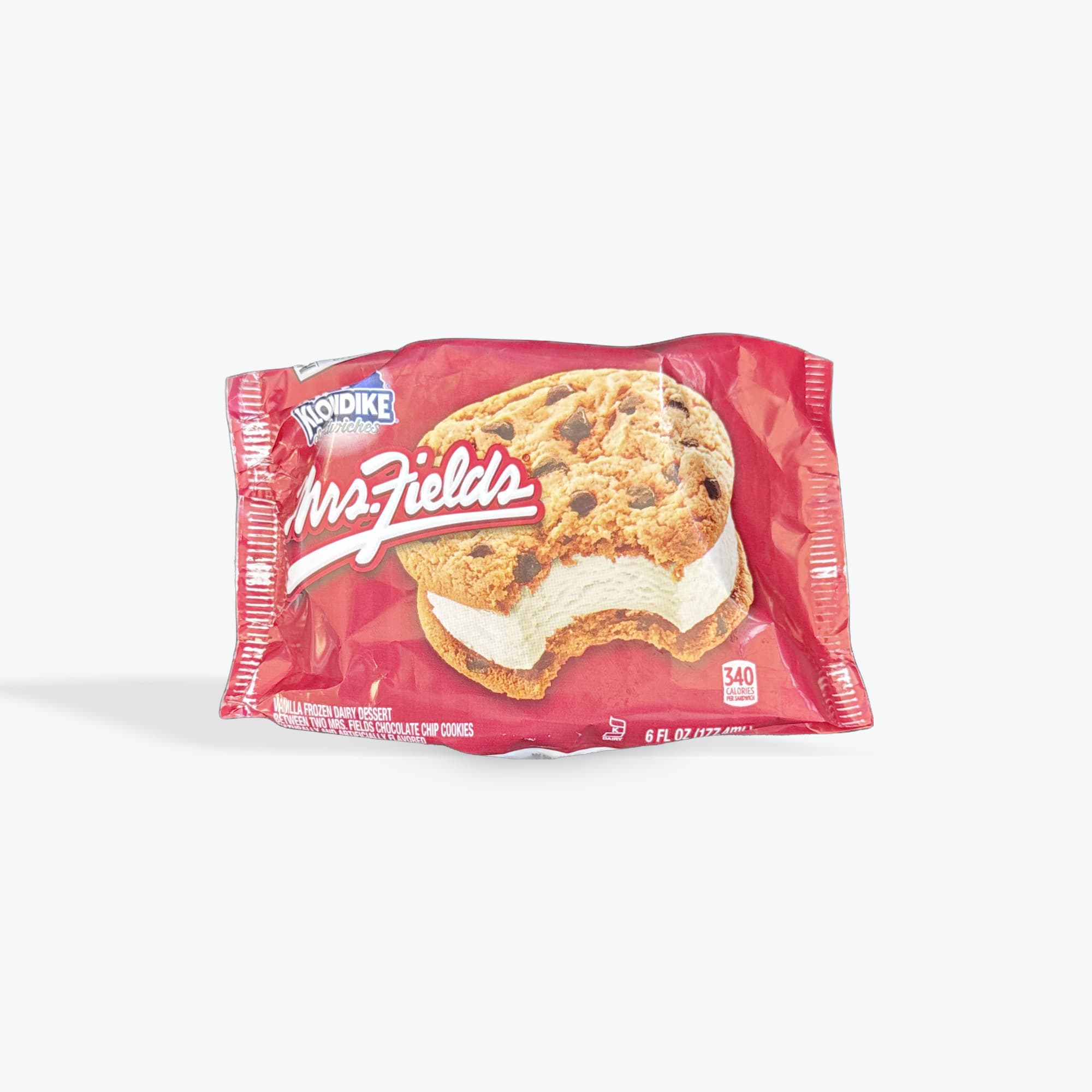 Mrs. Fields Ice Cream Cookie 6oz